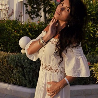 Profile Picture of Crystal Weaver (@chilehara12) on Twitter