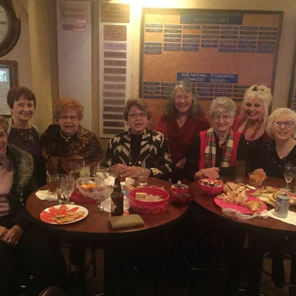 Profile Picture of Alice Miller (@billandalice515) on Poshmark