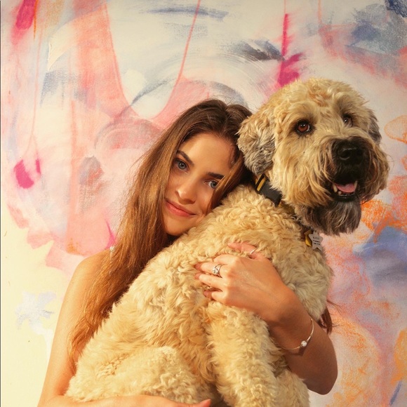 Profile Picture of Madeline Cramer (@cramermm) on Poshmark