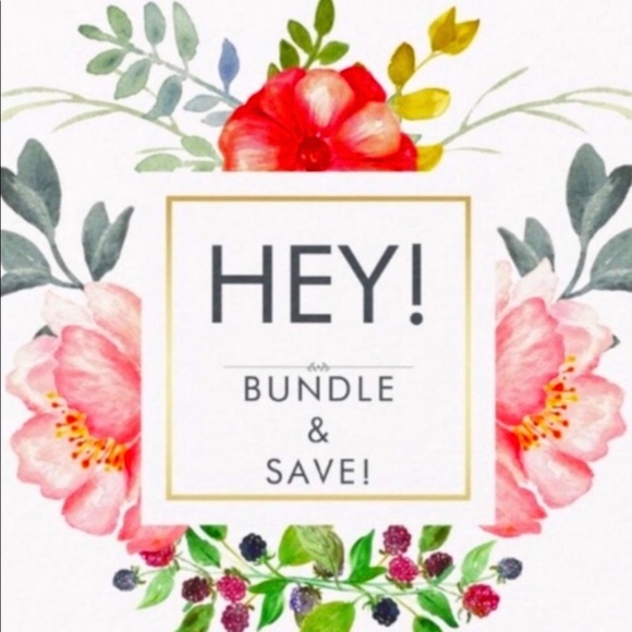 Profile Picture of Robin Gompers (@vacationmom1961) on Poshmark