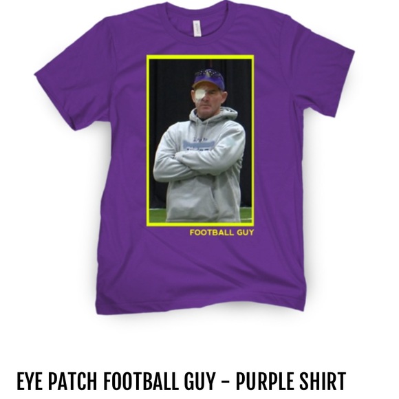 Profile Picture of David Carbonneau (@dcarb72) on Poshmark