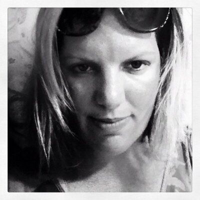 Profile Picture of Lori Henninger (@Delorilie) on Twitter