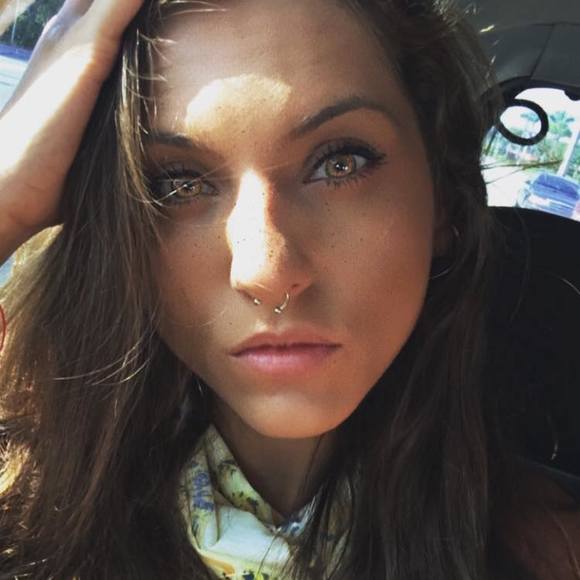 Profile Picture of Brianna Fabrizio (@raveaddiction) on Poshmark