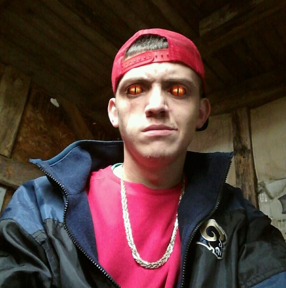 Profile Picture of Nathan Quinn (@natepimp94) on Poshmark