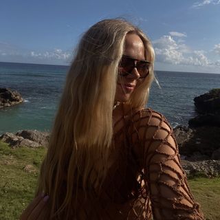 Profile Picture of Whitney Mooney (@whitneymooney) on Instagram