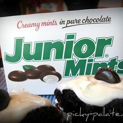Profile Picture of Elizabeth Minnick (@ElizabethMinn) on Twitter