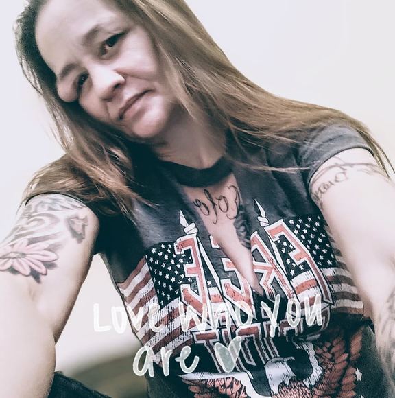 Profile Picture of Miranda Weber (@mirandaweber478) on Poshmark