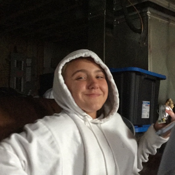 Profile Picture of Kaden Mikkelsen (@kadenmikkelsen) on Poshmark