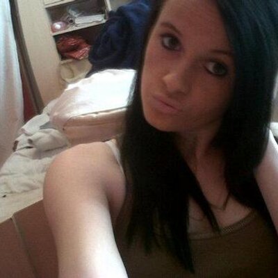 Profile Picture of Lara Marie Shaw (@larashaw94) on Twitter