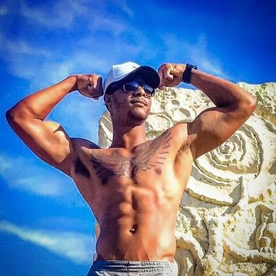Profile Picture of Travis Jeffries (@_travisjeffries) on Twitter