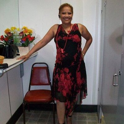 Profile Picture of Iris Ross (@grayeyes711) on Twitter