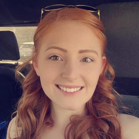 Profile Picture of Erica Paccione (@epaccione123) on Poshmark