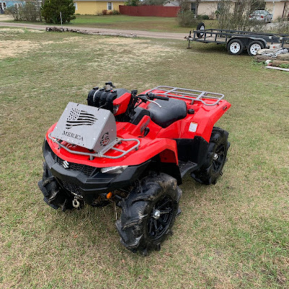 Profile Picture of Talan Nazaruk (@clanbloom7) on Poshmark