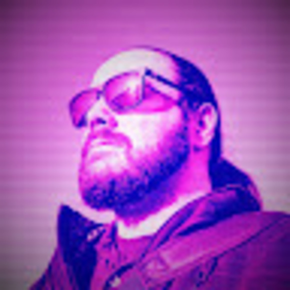 Profile Picture of James Caskey (@jbot1053) on Poshmark