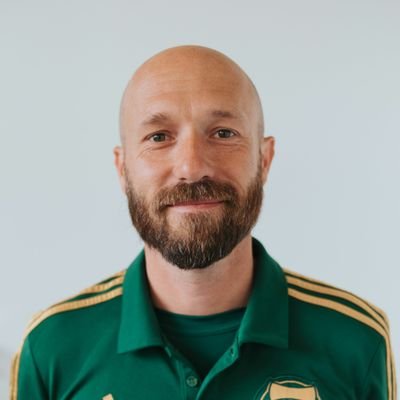 Profile Picture of Aaron Lewis (@CoachAaronLewis) on Twitter