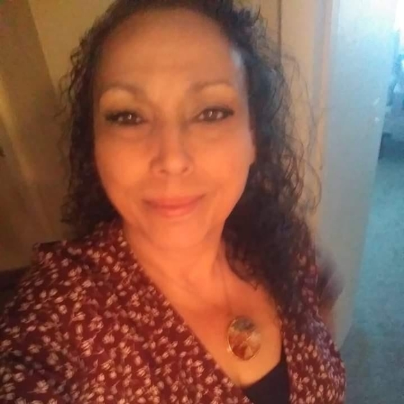 Profile Picture of Isabel Mitchell (@rmitch440) on Poshmark