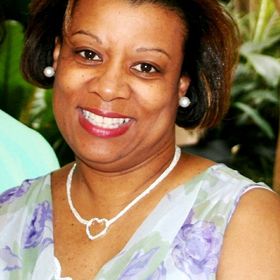 Profile Picture of Valerie Wallace (@valvalgg1) on Pinterest