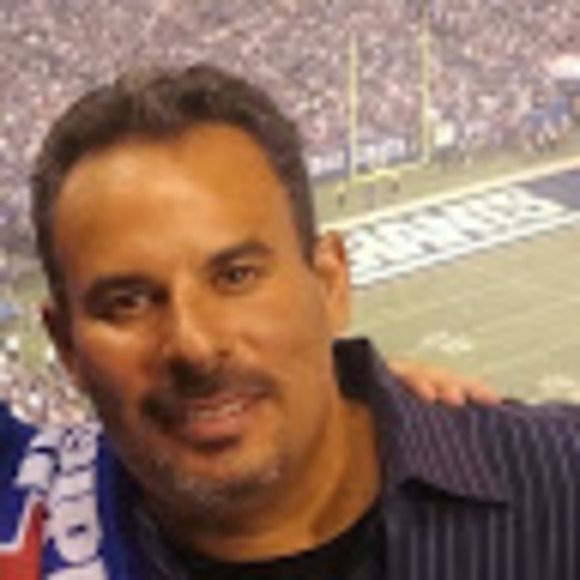 Profile Picture of Joe Cucchiara (@joecucchiara) on Poshmark