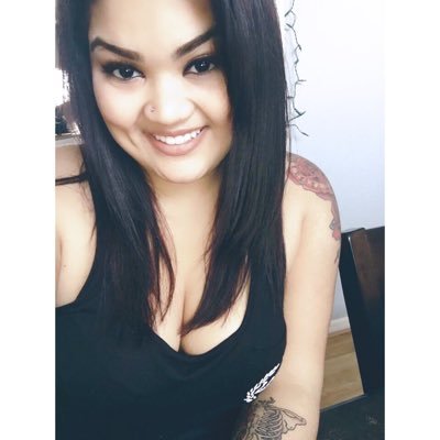 Profile Picture of Melissa Enriquez (@MEnriquez27) on Twitter