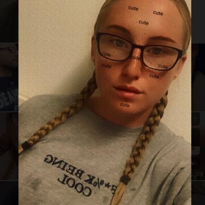 Profile Picture of Lily Ryan (@itsLilyRyan) on Twitter