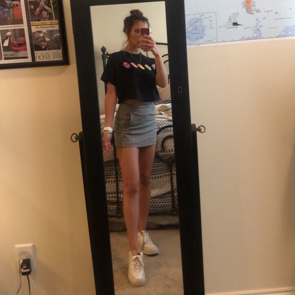 Profile Picture of Alexia Thomas (@whatyawant) on Poshmark