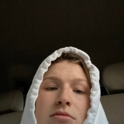 Profile Picture of Julia Kennedy (@juliakennedy23) on Twitter