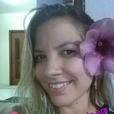 Profile Picture of Denise  Mathias (@DeniseMathias5) on Twitter
