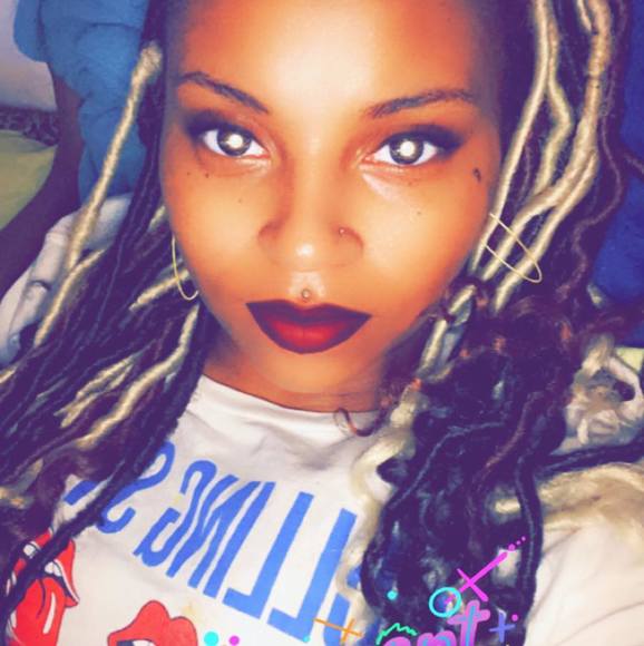 Profile Picture of Indica Legall (@honordaqueen17) on Poshmark