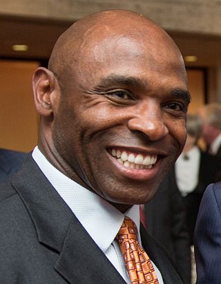 Profile Picture of Charlie Strongon Wikipedia