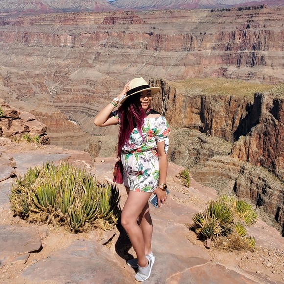 Profile Picture of Michelle Phan (@vietxsweetie04) on Poshmark