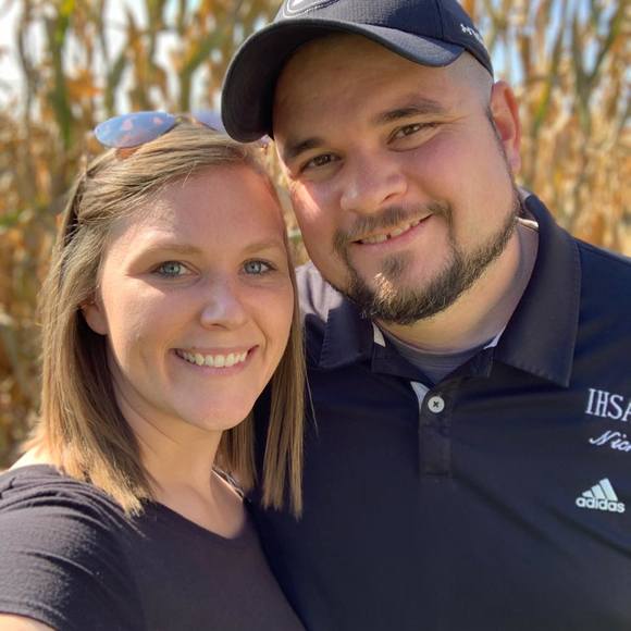 Profile Picture of Tonya Neira (@tonyaneira) on Poshmark