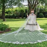 Profile Picture of LisaLayfield (@timelessweddingveils) on Instagram