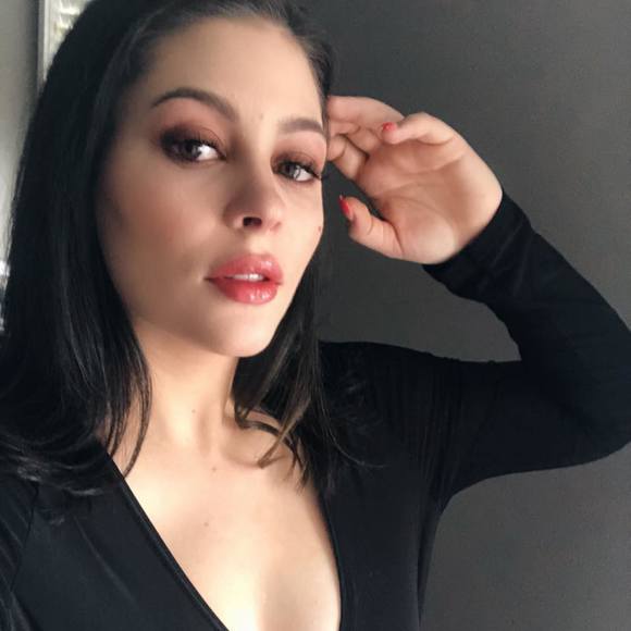 Profile Picture of Christine Mkrttchian (@whimsicalfindss) on Poshmark