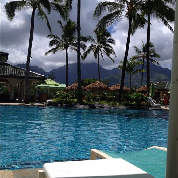 Profile Picture of Iris Zemel (@mycloset111) on Poshmark