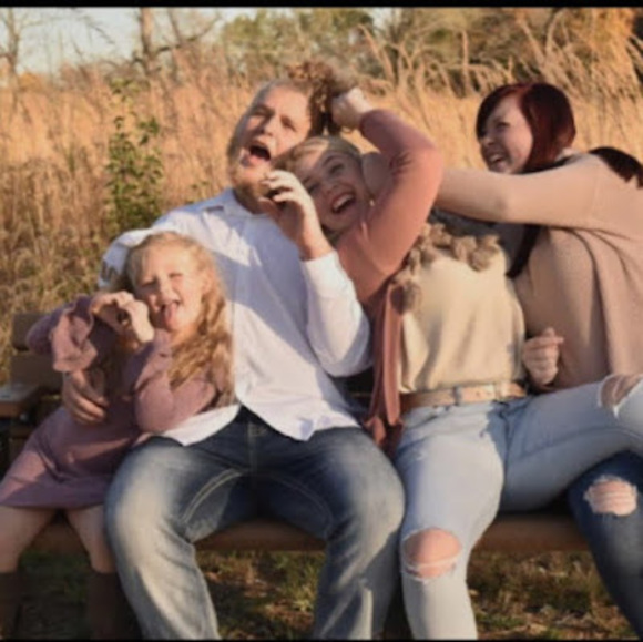 Profile Picture of Chrissy Heger (@chheger14) on Poshmark