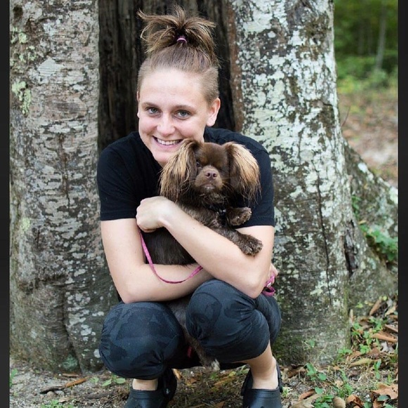 Profile Picture of Caroline Purdin (@carolinempanda) on Poshmark