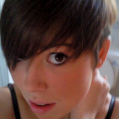 Profile Picture of Amber Foster (@AmberMarie1990) on Twitter