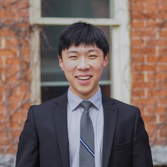Profile Picture of Alex Sun (@0alexsun0) on Poshmark