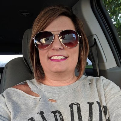Profile Picture of Dawn Kopf (@ashiebugmom) on Twitter