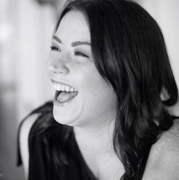 Profile Picture of Brianne Davidson (@colorwhipped) on Poshmark