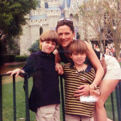 Profile Picture of Denise Greenwood (@mommydoc_) on Twitter