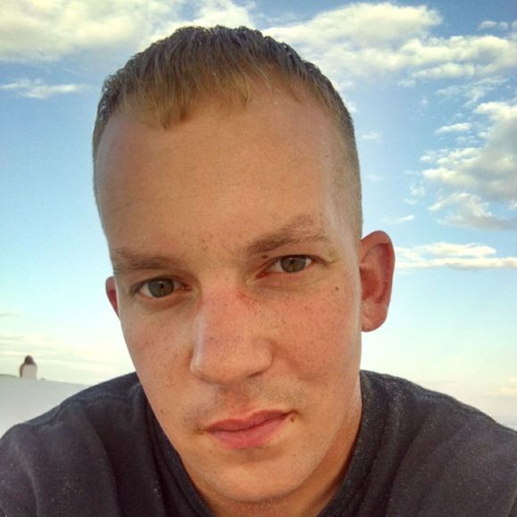 Profile Picture of Ray Payne (@raypayne) on Poshmark