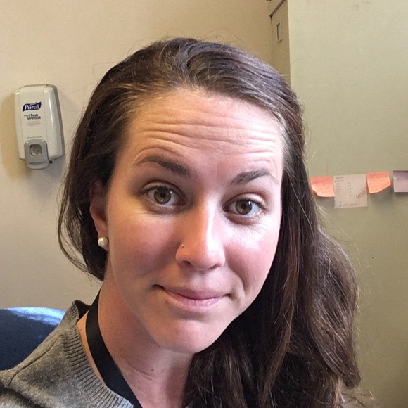 Profile Picture of Dustin Kreitner (@frecklesnaustin) on Poshmark