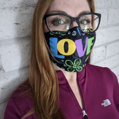 Profile Picture of Lindsey Collom Riley (@LindseyCollom) on Twitter