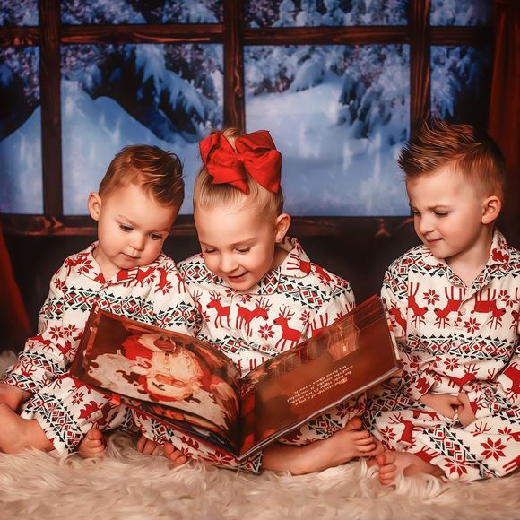 Profile Picture of Stephanie Craig (@steffinseattle) on Poshmark