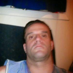 Profile Picture of Jon Vestal (@VestalJon) on Twitter