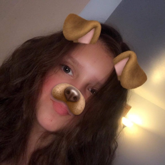 Gabriella Chalstrom - Poshmark Profile Picture of Gabriella Chalstrom (@gabbyyyyhh) on Poshmark