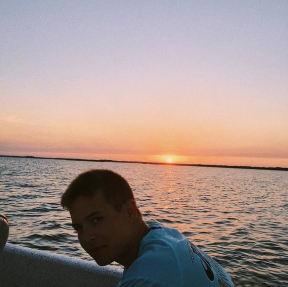 Braden Saunders - Poshmark Profile Picture of Braden Saunders (@bradensaunders) on Poshmark