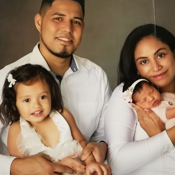 Profile Picture of Minely Mejia (@minelym) on Poshmark