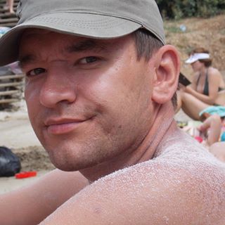 Profile Picture of Олександр Крайчек (@mulder2507) on Facebook